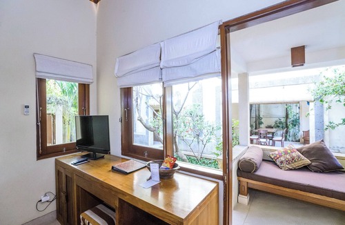 Dewi Sri Hotel | Villa Diana Bali