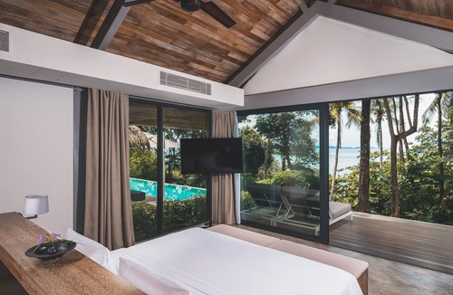 Maprao Island Hotel | Villa Escape Burasari