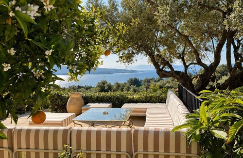 La Ciotat Villa | Villa Esden + Annexe | Sea view, swimming pool, absolute peace and quiet between countryside and coastline
