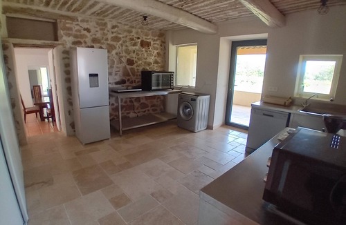 Le Mitan House | Villa for 8 people, 4 bedrooms, air-conditioned with swimming pool, quiet location