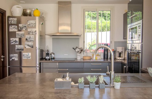 Sainte-Maxime - Saint-Tropez Villa | 🌴Villa Golfe St-Tropez - Pool Jacuzzi 200m beach