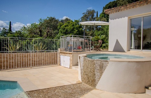 Sainte-Maxime - Saint-Tropez Villa | 🌴Villa Golfe St-Tropez - Pool Jacuzzi 200m beach