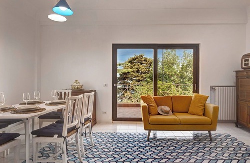 Anacapri Villa | Villa in Anacapri with 3 bedrooms sleeps 5