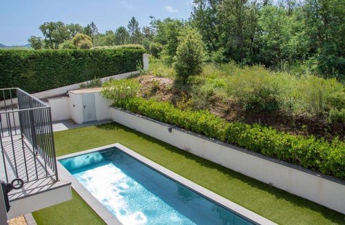 Plan-de-la-Tour Villa | Villa in Le Plan-de-la-Tour with Pool