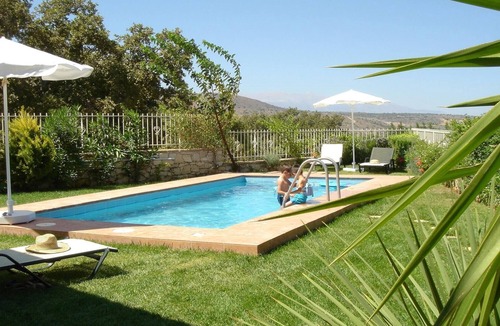 Atsipópoulon Villa | Villa in Prines with White Mountains View