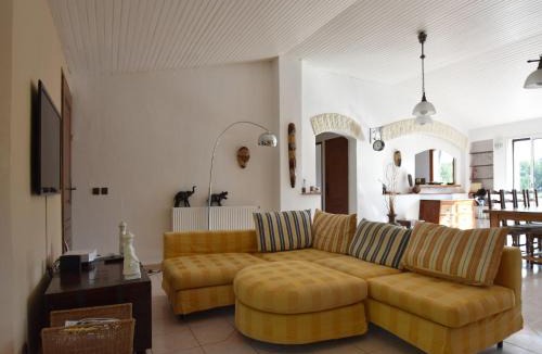 Saint-Paul-en-Foret Villa | Villa in Saint-Paul with Private Pool