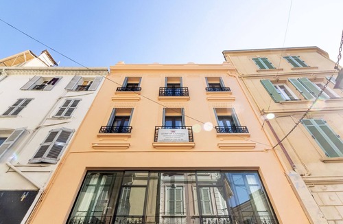 Le Suquet House | Villa in the city center with roof terrace.