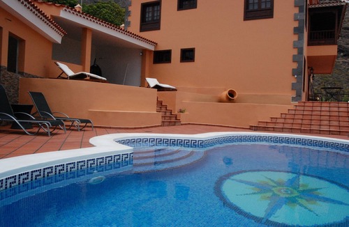 Candelaria Villa | VILLA JADE LUXURY AND PRIVACY