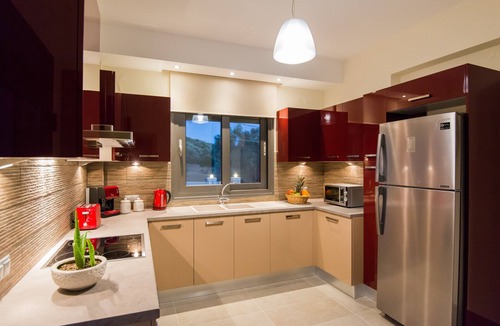 Adelianos Kampos Villa | Villa Kalli - brand new Villa with private swimming pool - 10' from Old Town !