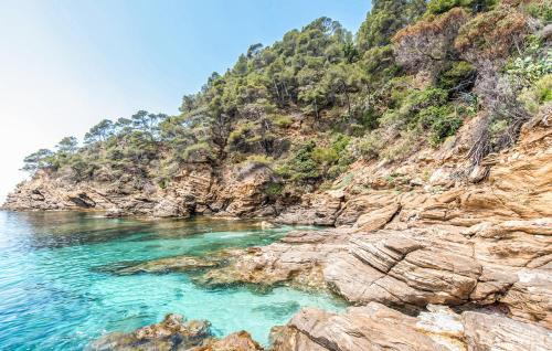 Rayol-Canadel-sur-Mer Villa | Villa la Malpagne, 400m2 les pieds dans l'eau