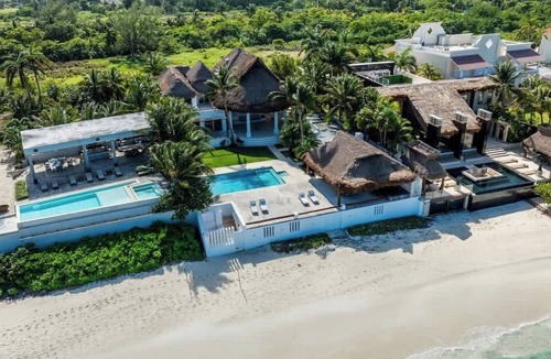 Punta Cancun Villa | Villa Lagartijas | 6BR | Exclusive Beach Escape