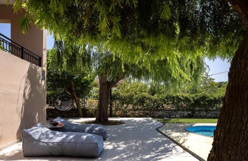 Filaki Villa | Villa Lambros