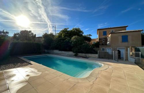 Le Brusc Villa | Villa Lantana À Deux Pas de la Mer, Port du Brusc