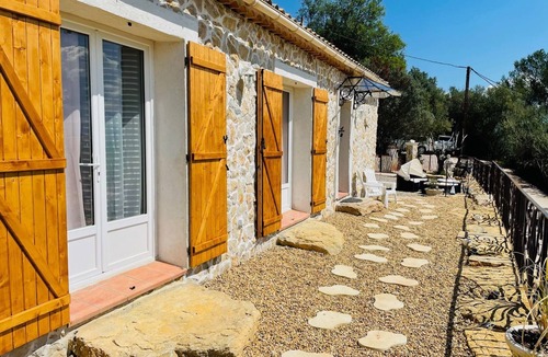 Le Luc House | Villa "Les Alloes" by Interhome