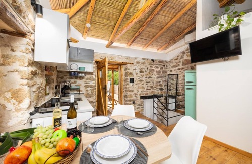 Petalidi Villa | Villa Liana - One Bedroom Villa, Sleeps 2