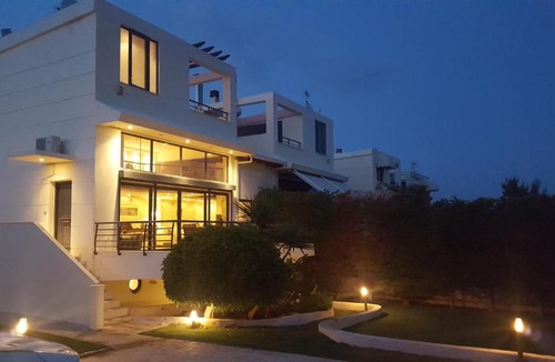 Isthmia Villa | Villa Liberty
