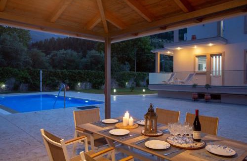 Nidri Villa | Villa Ligero