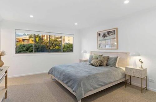 Miami House | Villa Luxe Miami, Heated Pool, 5 min walk to beach