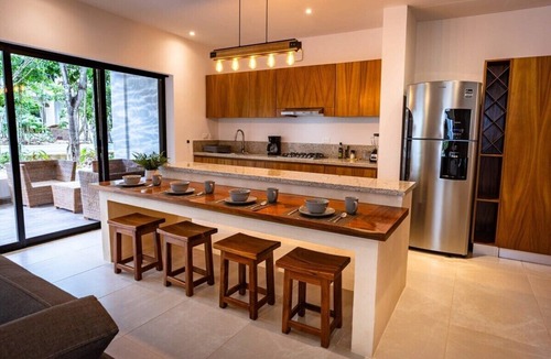 Buenavista Villa | Villa Mayapan Pool, AC, Beach club by Aqua Viva