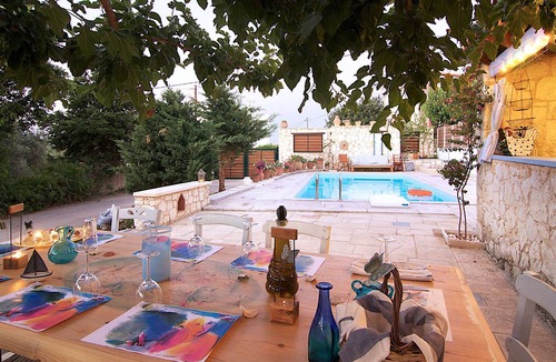 Atsipopoulo Villa | Villa Mitos - Beautiful Small Villas Near to Rethymno City and Beach