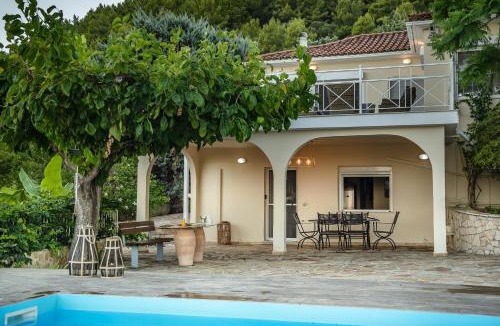 Lithakia Villa | Villa Natura prive swimming pool