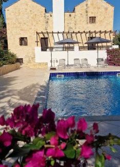 Douliana Villa | Villa Penelope Stone Retreat with Pool in Crete