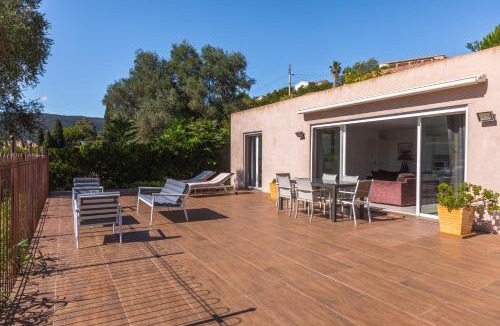 Cavaliere Beach Villa | Villa Pieds dans l'eau plage privée