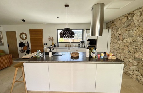 Le Castellet Villa | Villa piscine 3 chambres, clim, parking, wifi