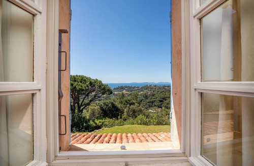 La Croix-Valmer Villa | Villa provençale sea view Gigaro