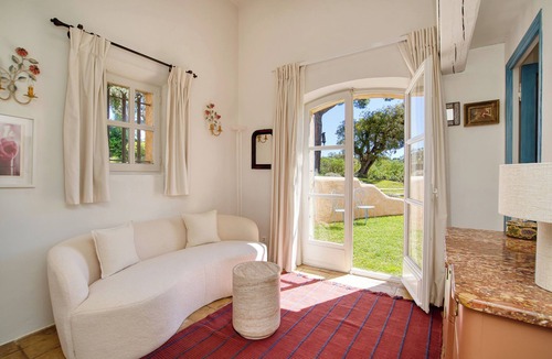 La Croix-Valmer Villa | Villa provençale sea view Gigaro