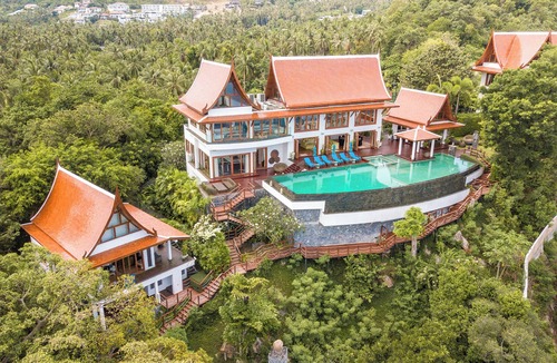 Bang Po Villa | Villa Riva