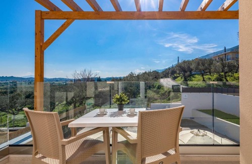 Khartata Villa | Villa Riza Sky by Villa Plus