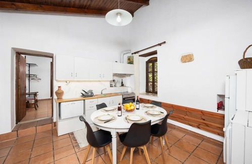 Pikris Villa | Villa Roupes Stone - Three Bedroom Villa, Sleeps 8