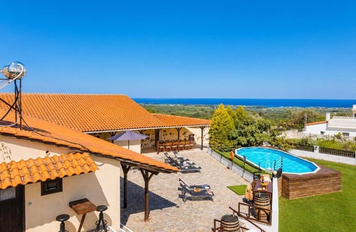 Pikris Villa | Villa Roupes Stone - Three Bedroom Villa, Sleeps 8