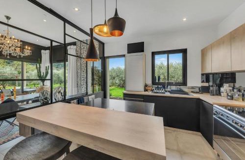 Draguignan Villa | Villa Salamba le charme avec piscine