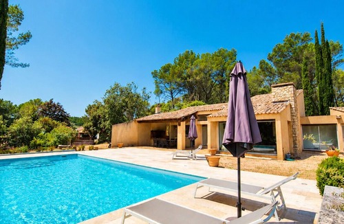 Salernes Villa | Villa San Michele - 70's Experience