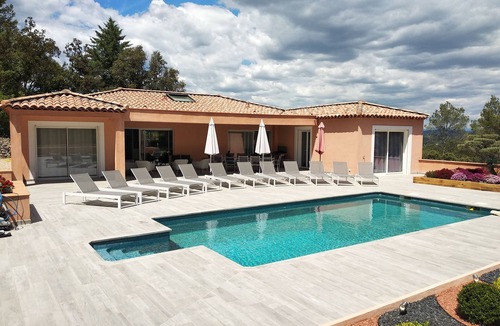 Flassans-sur-Issole House | VILLA SEEN ON MONT VENTOUX with heated pool