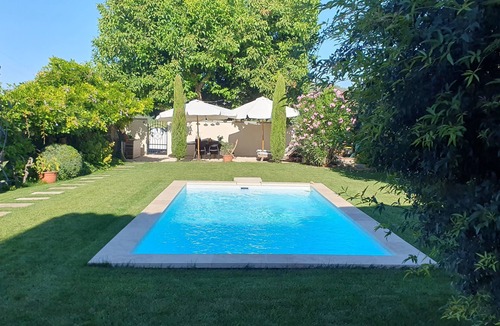 Greoux-les-Bains Villa | VILLA SOA - Relaxation & Sun in Provence