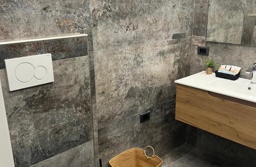 San Nicandro Garganico Apartment | Villa Uma con Idromassaggio e Parcheggio Privato