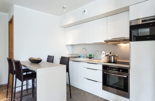 Villeneuve-Loubet Apartment | Villa Velvet
