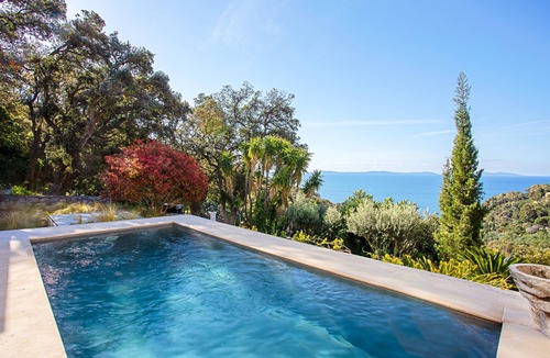 Cavalaire-sur-Mer Villa | Villa "Vue sur les Iles d'Or" with Sea View, Private Pool & Wi-Fi