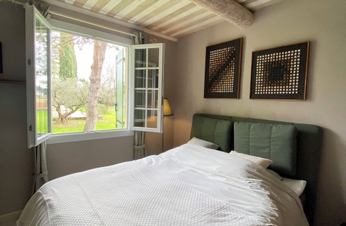 Caumont-sur-Durance House | Villa with pool in Provence - near Isle-sur-la-Sorgue, Avignon and Gordes