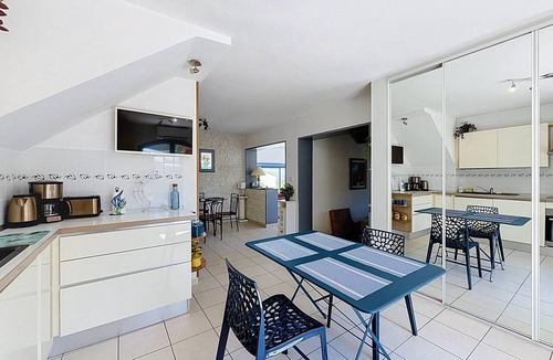 Saint-Cyr-sur-Mer Villa | Villa with panoramic view, AC - 8 guests