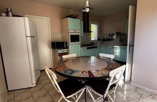 Rognes Villa | Villa with pool at the gateway to the Luberon. Large garden, beautiful spaces.