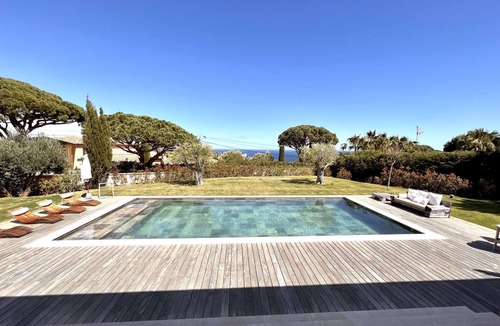 Sainte-Maxime House | VILLA WITH POOL FOR RENT FOR 10 PEOPLE - SEA VIEW
