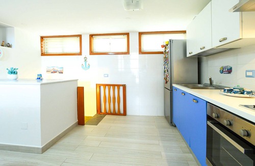 Montecorice Villa | Villa 'With Pool in Private Park' with Sea View, Wi-Fi and Air Conditioning
