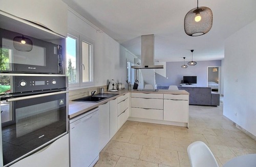 Mazan Villa | VILLA WITH POOL NEAR BEDOIN