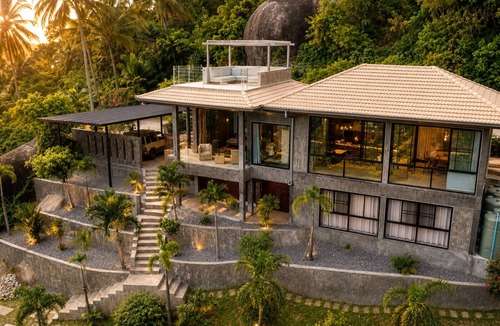 Lamai Villa | Villa with spectacular sea view & waterfall in Koh Samui