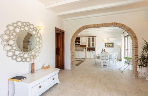 Peroulion Villa | Villa Zacharenia - Three Bedroom Villa, Sleeps 6