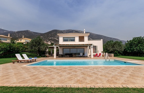 Kilada Villa | Villa Zoe - Seaside villa with magnificent view